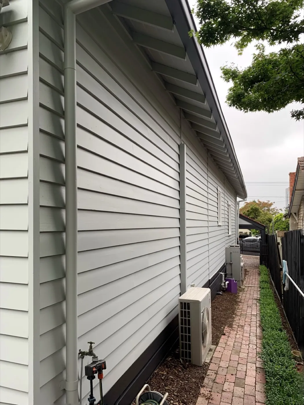 Weatherboard side wall after, grey, Glen Iris
